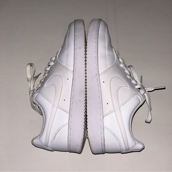 SOLD - Picture 4 of 7